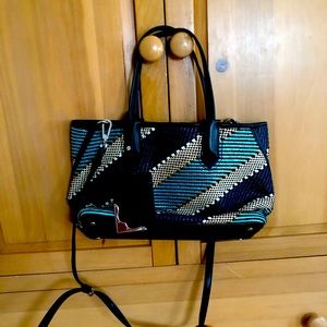 Brand new Calvin Klein purse. Never used.